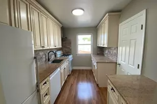 72-59 Little Neck Pkwy, Glen Oaks, NY 11004 - Photo 5