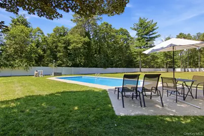 18 Millet Street, Dix Hills, NY 11746 - Photo 25