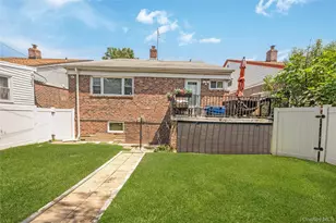 16-16 202nd St, Bayside, NY 11360 - Photo 25
