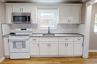 25 William St, Central Islip, NY 11722 - Photo 7