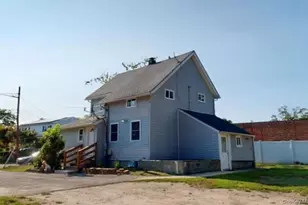 25 William St, Central Islip, NY 11722 - Photo 21