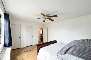 136-29 68th Dr, Flushing, NY 11367 - Photo 9