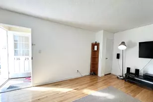 136-29 68th Dr, Flushing, NY 11367 - Photo 7