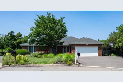 5 High Court, Bayville, NY 11709 - Photo 1