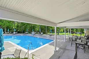 1407 Middle Rd, Calverton, NY 11933 - Photo 31