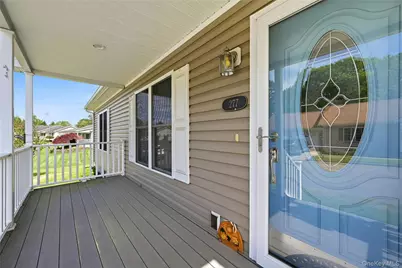 1407 Middle Road #277, Calverton, NY 11933 - Photo 3