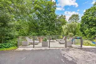 2669 Springhurst St, Yorktown Heights, NY 10598 - Photo 23