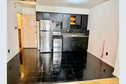 6268 Mount Olivet Crescent, Middle Village, NY 11379 - Photo 23