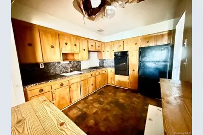 6268 Mount Olivet Crescent, Middle Village, NY 11379 - Photo 21