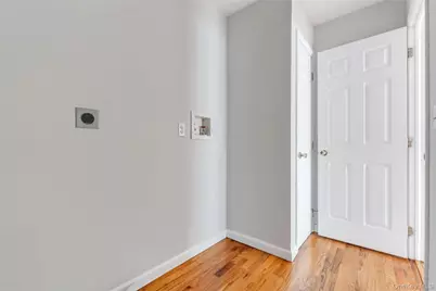 1470 Claas Avenue, Holbrook, NY 11741 - Photo 31