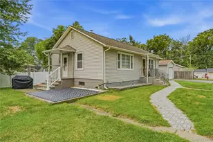 2 Hennessey Pl, Poughkeepsie, NY 12601 - Photo 19