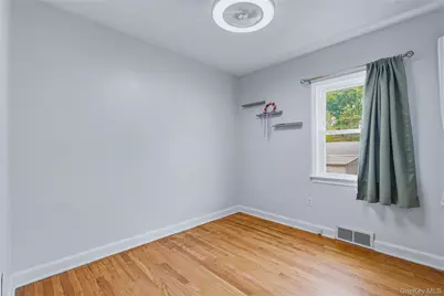 2 Hennessey Place, Poughkeepsie, NY 12601 - Photo 11