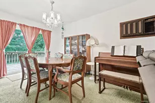 55 Sutton Park Rd, Poughkeepsie, NY 12603 - Photo 7