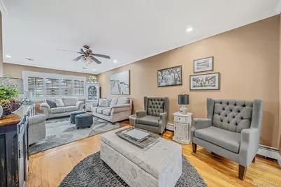 835 Pease Lane, West Islip, NY 11795 - Photo 15
