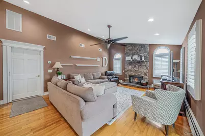 835 Pease Lane, West Islip, NY 11795 - Photo 27