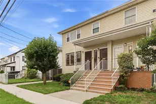 111-16 170th St, Jamaica, NY 11433 - Photo 3