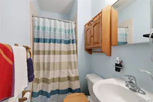111-16 170th St, Jamaica, NY 11433 - Photo 15