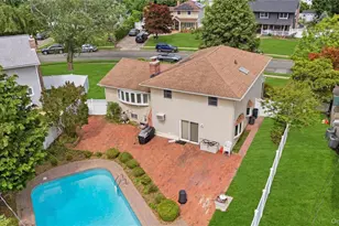 6 Navy Dr, Smithtown, NY 11787 - Photo 43