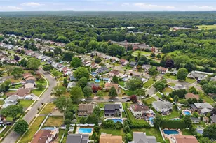 6 Navy Dr, Smithtown, NY 11787 - Photo 37
