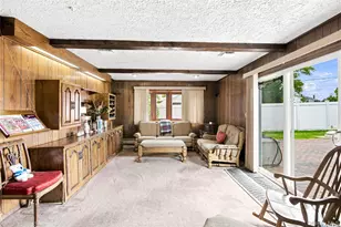6 Navy Dr, Smithtown, NY 11787 - Photo 17