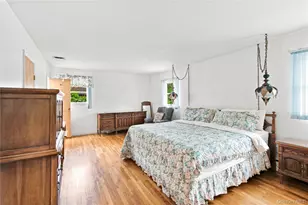 6 Navy Dr, Smithtown, NY 11787 - Photo 21