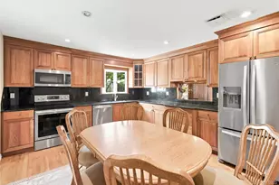 6 Navy Dr, Smithtown, NY 11787 - Photo 11