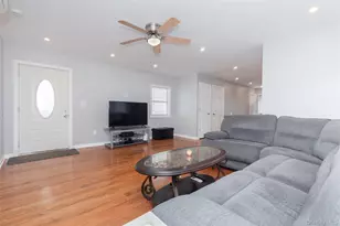 72 Edgewater Park Dr, Bronx, NY 10465 - Photo 9