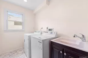 81 Wilson Ave, Amityville, NY 11701 - Photo 31