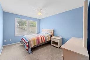 81 Wilson Ave, Amityville, NY 11701 - Photo 27