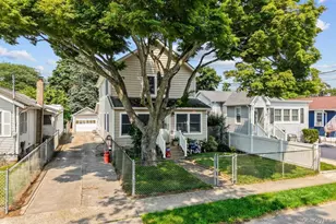81 Wilson Ave, Amityville, NY 11701 - Photo 3