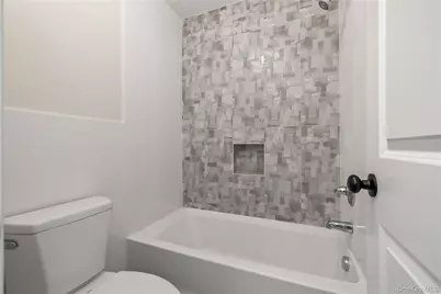 13 Gwen Lane #202, Monsey, NY 10952 - Photo 15