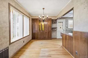 49 Roosevelt Ct, Westbury, NY 11590 - Photo 5