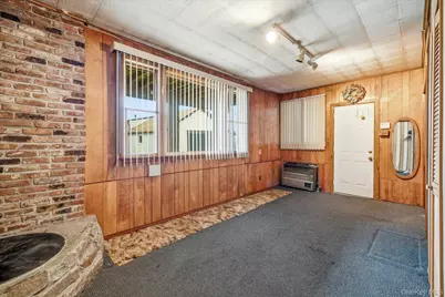 49 Roosevelt Court, Westbury, NY 11590 - Photo 13