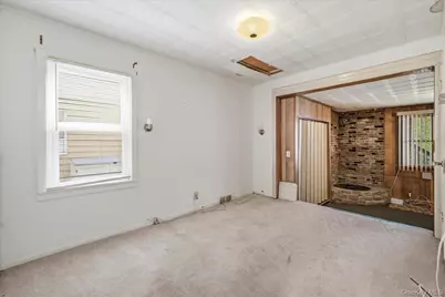 49 Roosevelt Court, Westbury, NY 11590 - Photo 11