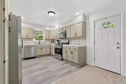 52 Mountain Avenue, Greenwood Lake, NY 10925 - Photo 7