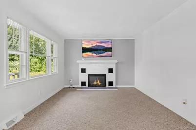 52 Mountain Avenue, Greenwood Lake, NY 10925 - Photo 5