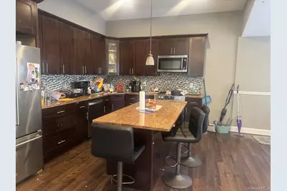 75 Gates Avenue, Central Islip, NY 11722 - Photo 5