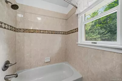 35 Lake Drive, Greenwood Lake, NY 10925 - Photo 17