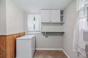35 Lake Dr, Greenwood Lake, NY 10925 - Photo 11