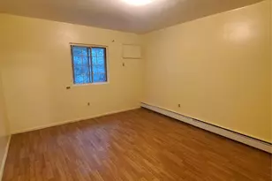 404 E 21st St, Brooklyn, NY 11226 - Photo 3