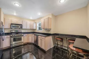 523 Livingston St, Westbury, NY 11590 - Photo 11