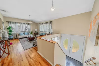 523 Livingston Street, Westbury, NY 11590 - Photo 5