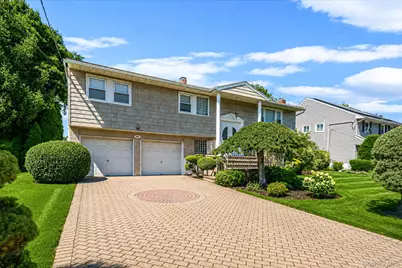 523 Livingston Street, Westbury, NY 11590 - Photo 3