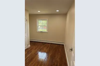 2 Valley Forge Drive, Wheatley Heights, NY 11798 - Photo 5