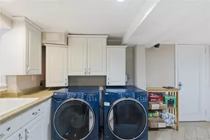 953 E 227th St, Bronx, NY 10466 - Photo 17
