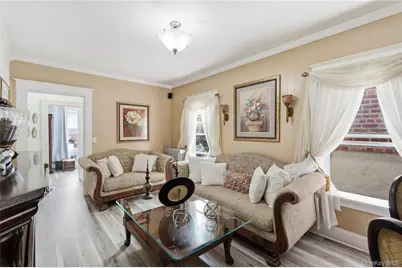 953 E 227th Street, Bronx, NY 10466 - Photo 7