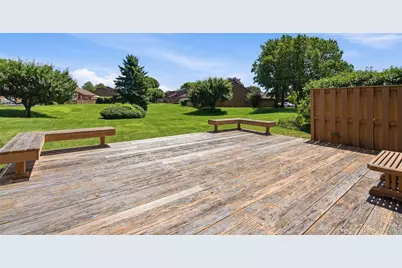 113 Scarlett Drive, Commack, NY 11725 - Photo 21