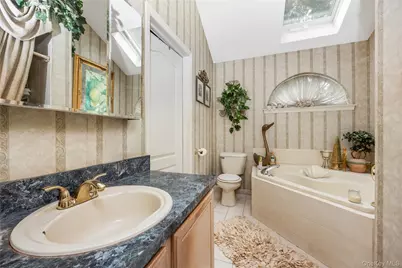 10 Gaetano Lane, Coram, NY 11727 - Photo 23