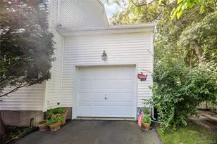 10 Gaetano Ln, Coram, NY 11727 - Photo 3