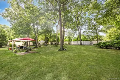 10 Gaetano Lane, Coram, NY 11727 - Photo 19